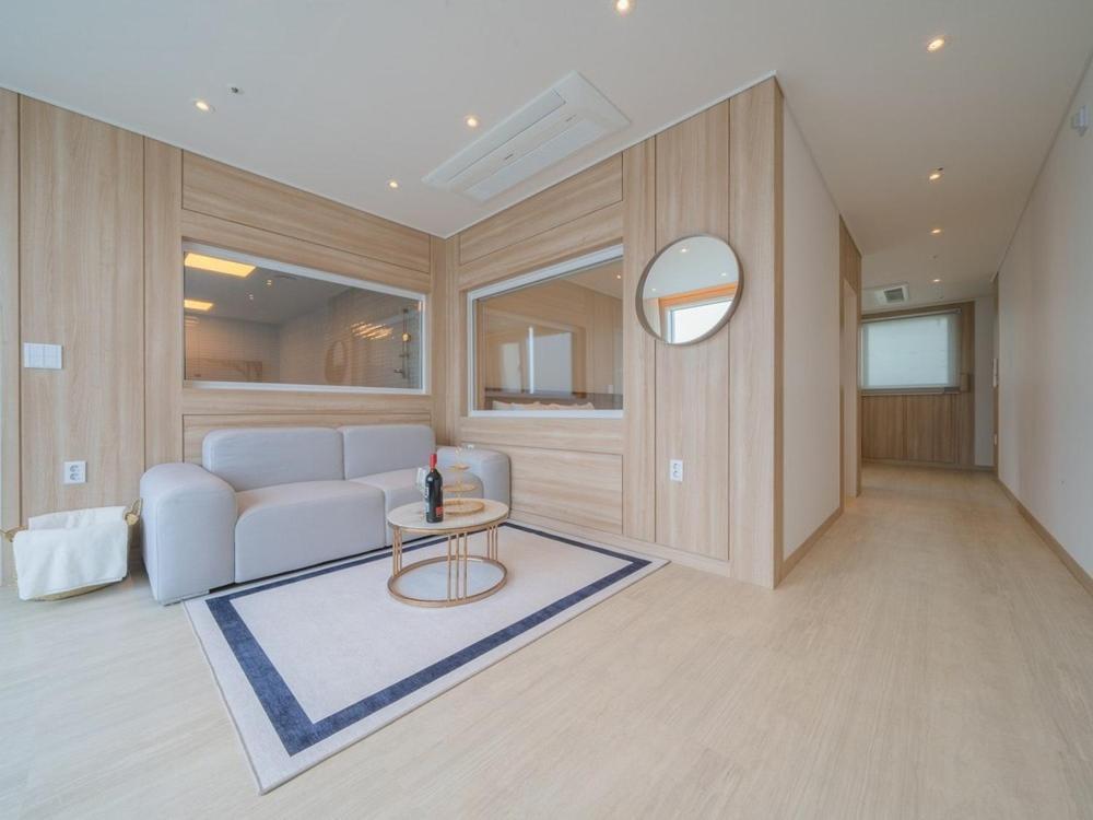 Pohang Pool Villa Yeongil Екстер'єр фото