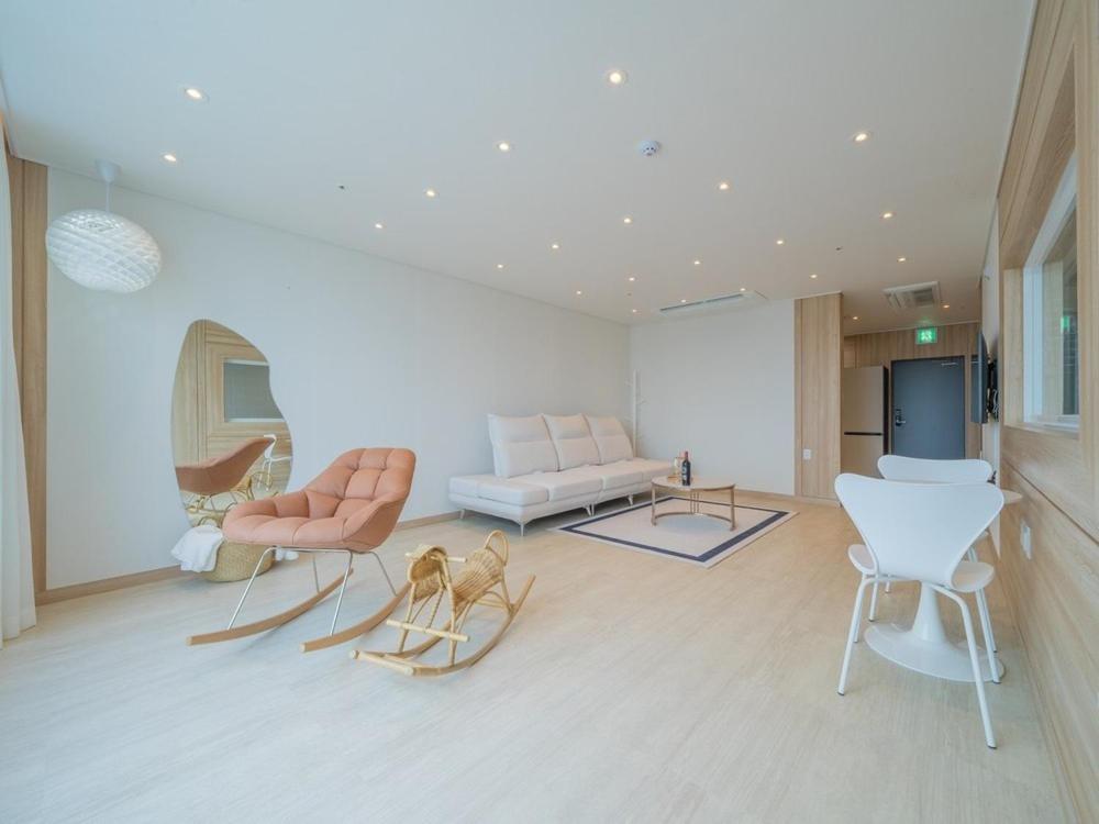 Pohang Pool Villa Yeongil Екстер'єр фото